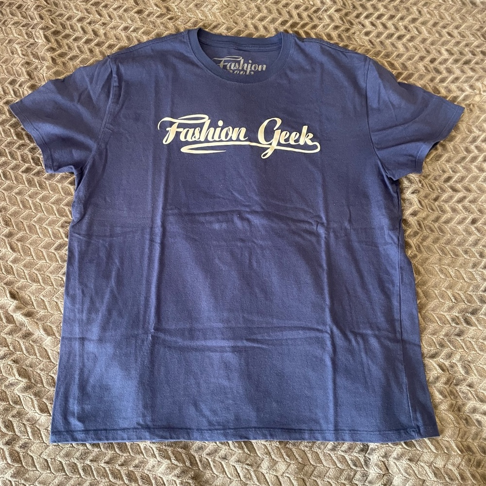 XL Mens FASHION GEEK T-SHIRT , NAVY BLUE